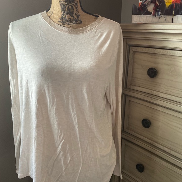 Banana Republic Cream Long Sleeve Top - Picture 1 of 6